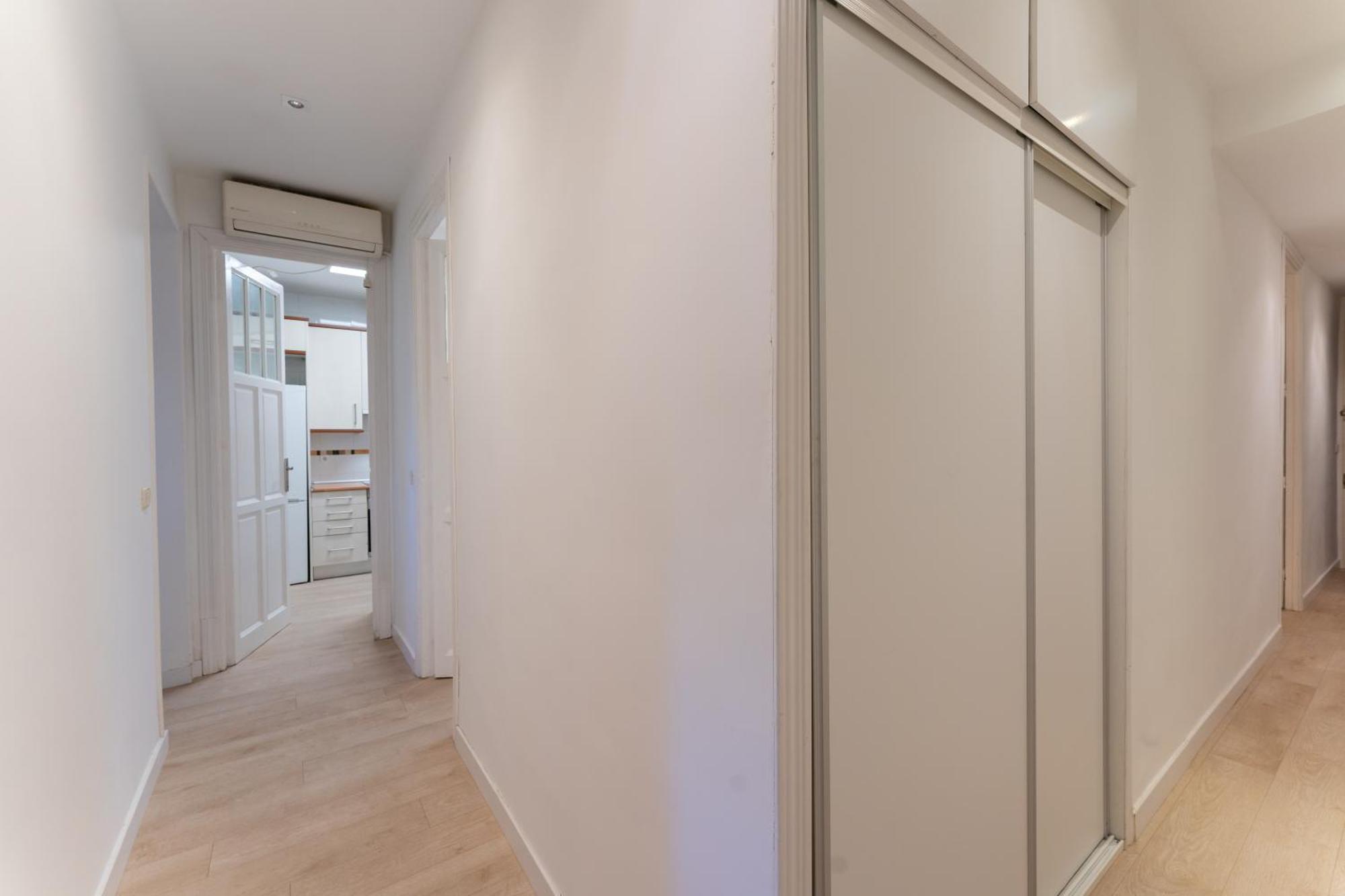 Luxe Apartment In Chamberi Chic Madrid Exterior foto
